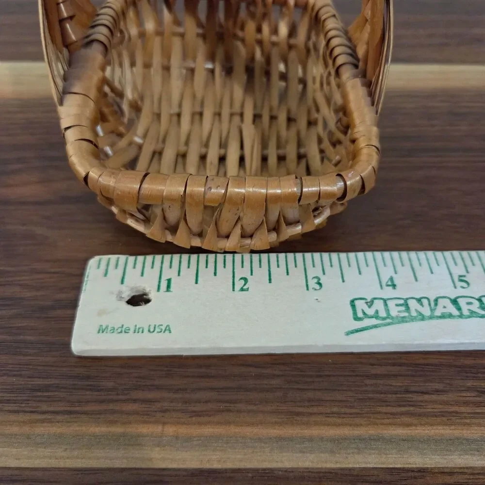 Miniature Buttocks Egg Woven Basket Primitive Rustic Country Decor 4x5